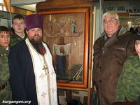Курган. Выставка "Добрый свет Рождества", 23-28.01.2010 — Порт-Артурская икона Божией Матери из поселка Мишкино Курганской области. Фото Николая Павлова, 23.01.2010.